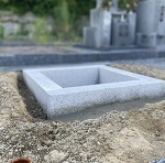 中山寺境内墓地（宝塚市）で新規墓石建立工事でした。