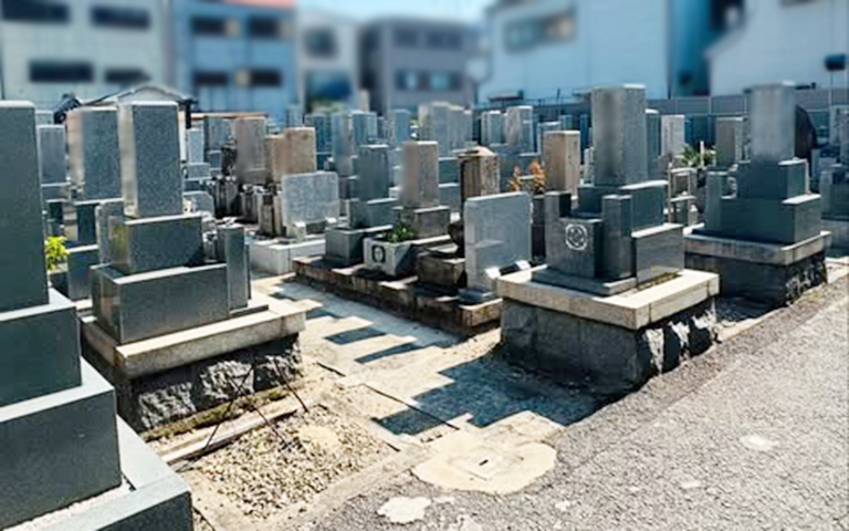 東富松墓地の写真