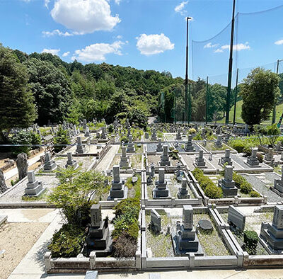 満願寺霊園（川西市）｜歴史ある満願寺そばの緑豊かな墓地