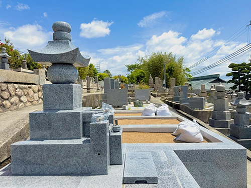 中山寺で庵治石を使用した五輪塔墓石を建立した画像