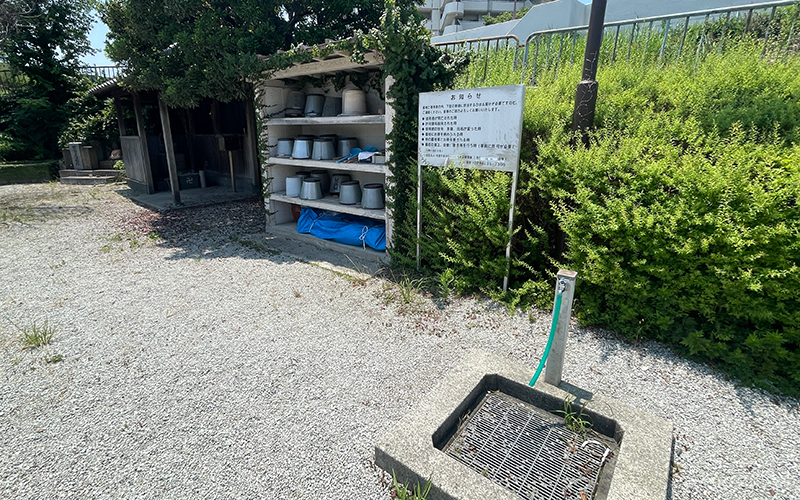 上田墓地の水場